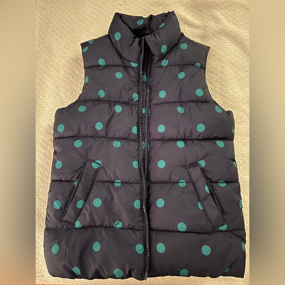 Very cute navy puffer  vest with green polka dots.  Fun for fall!  Barely worn